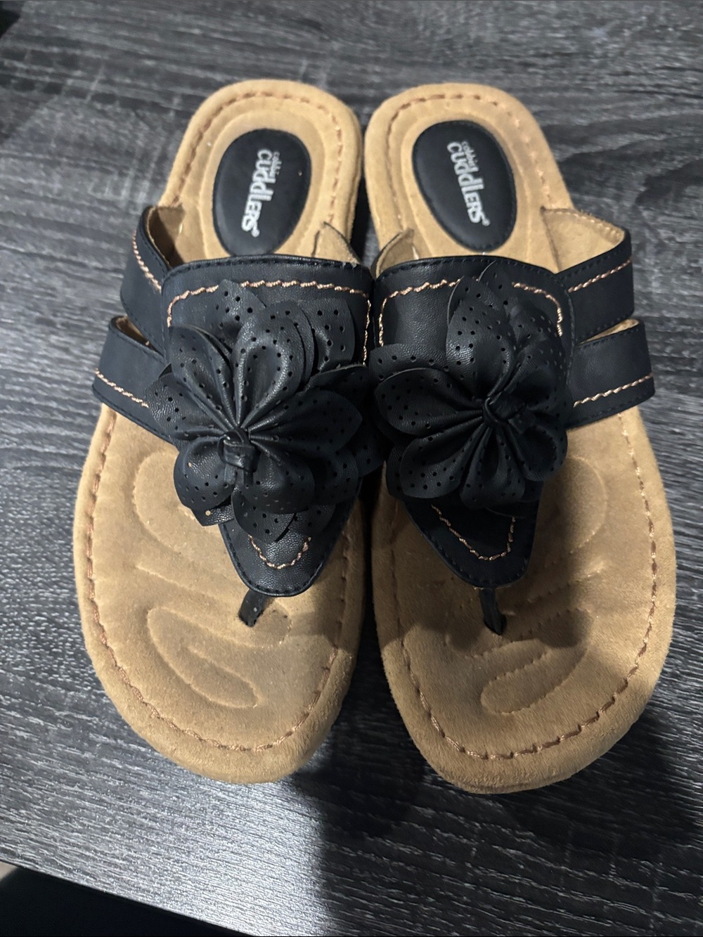 ComfortStep Women's Black Floral Toe-Post Sandals with Tan Footbed
